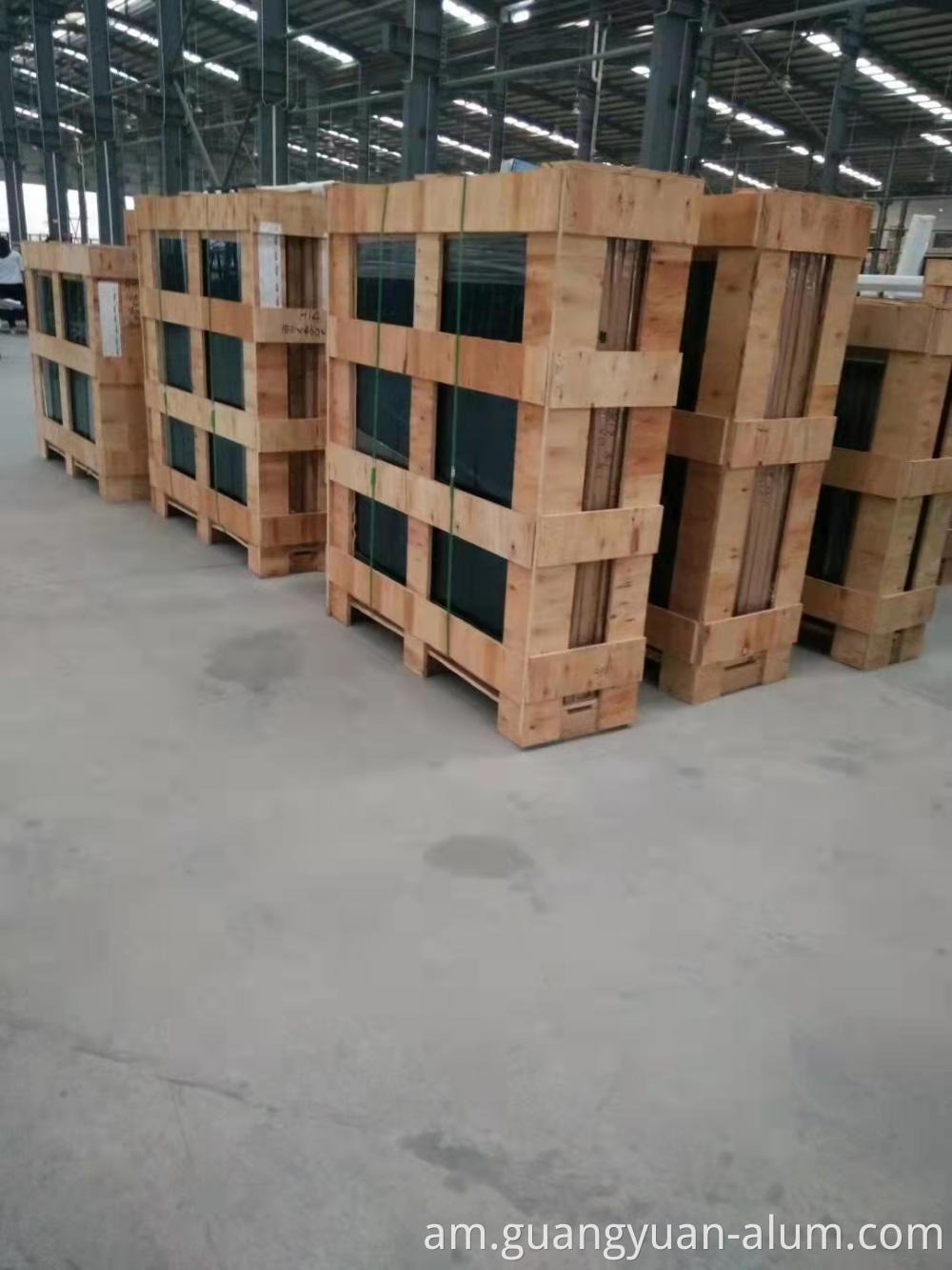 የእንጨት መያዣ Wooden Case